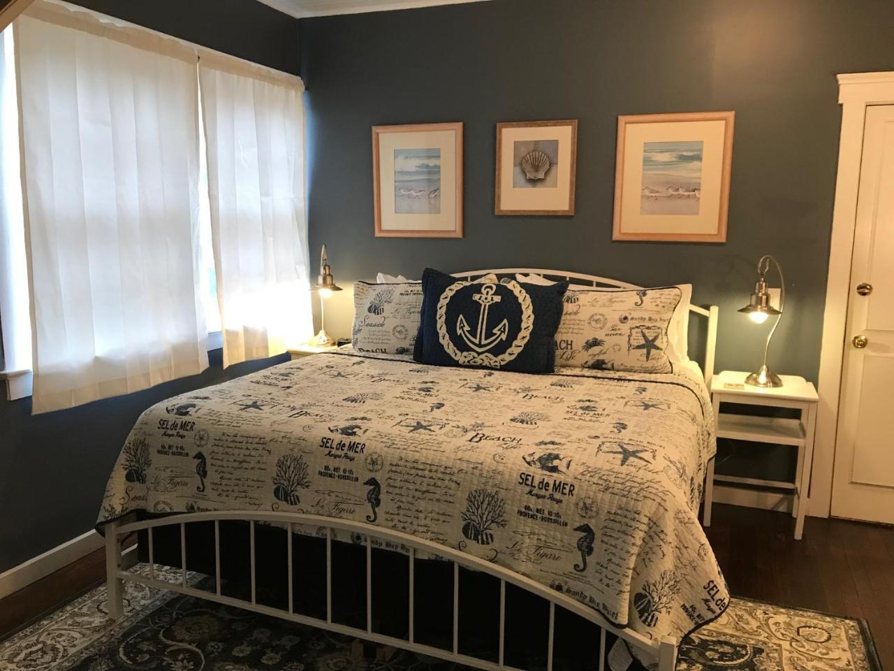 Inn At Harbour Village